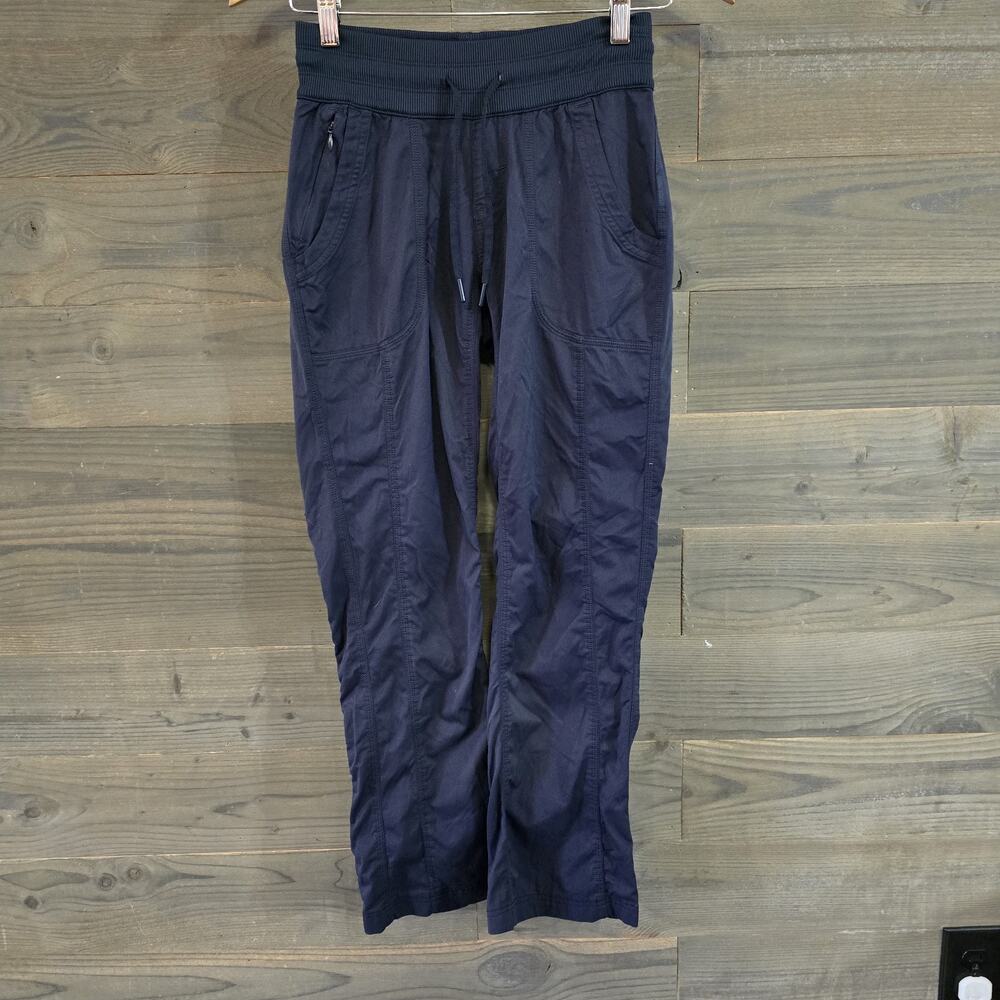 The North Face Aphrodite 2.0 JOGGER Capri PANTS XS Womens NAVY Ruched
